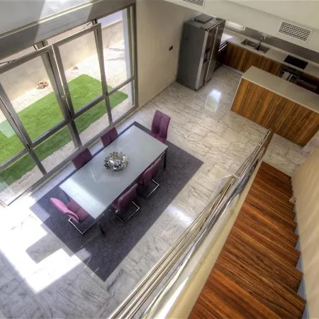 Modern Frontline Golf Villa *