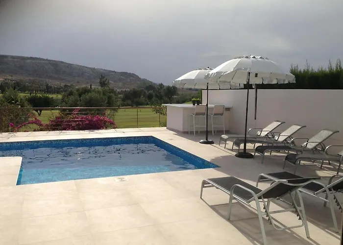 Modern Frontline Golf *