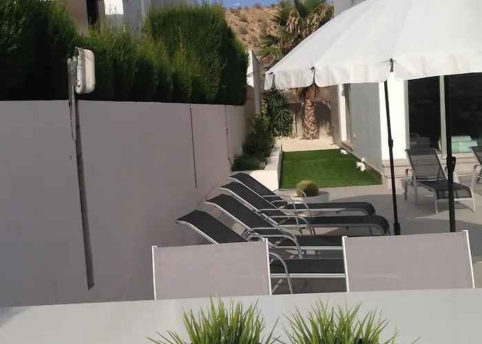 Modern Frontline Golf Algorfa