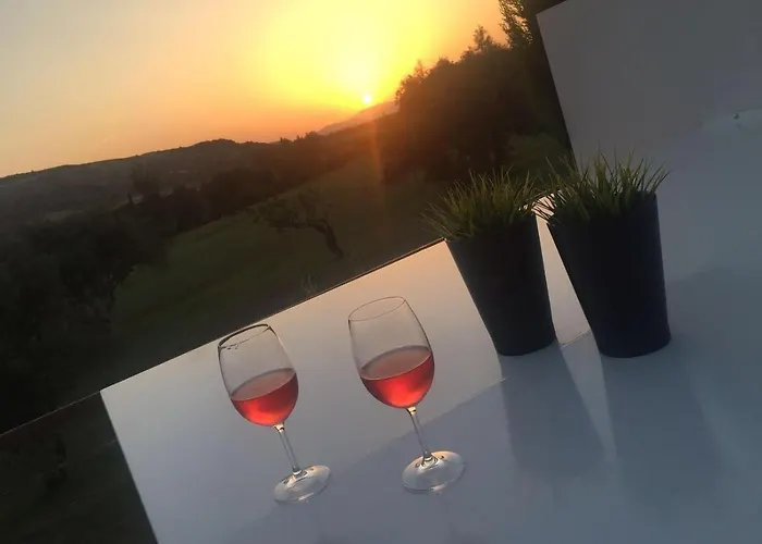 Modern Frontline Golf Willa *