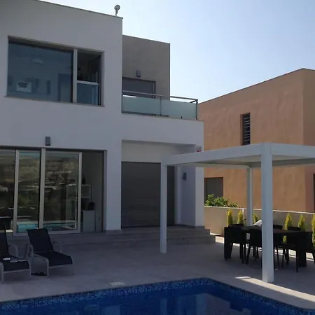 Villa Modern Frontline Golf *