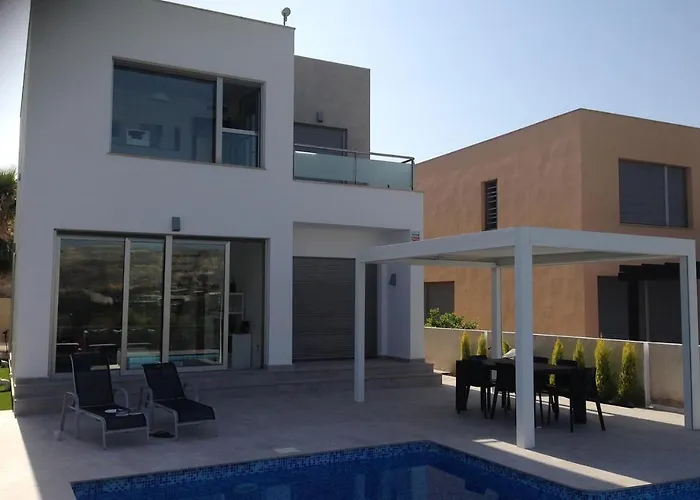 Villa Modern Frontline Golf *